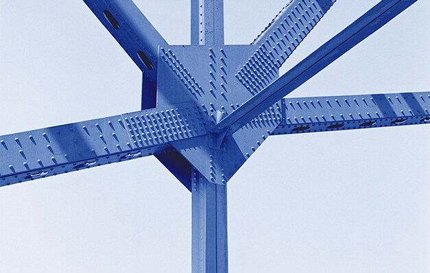 componentes de acero industrial 