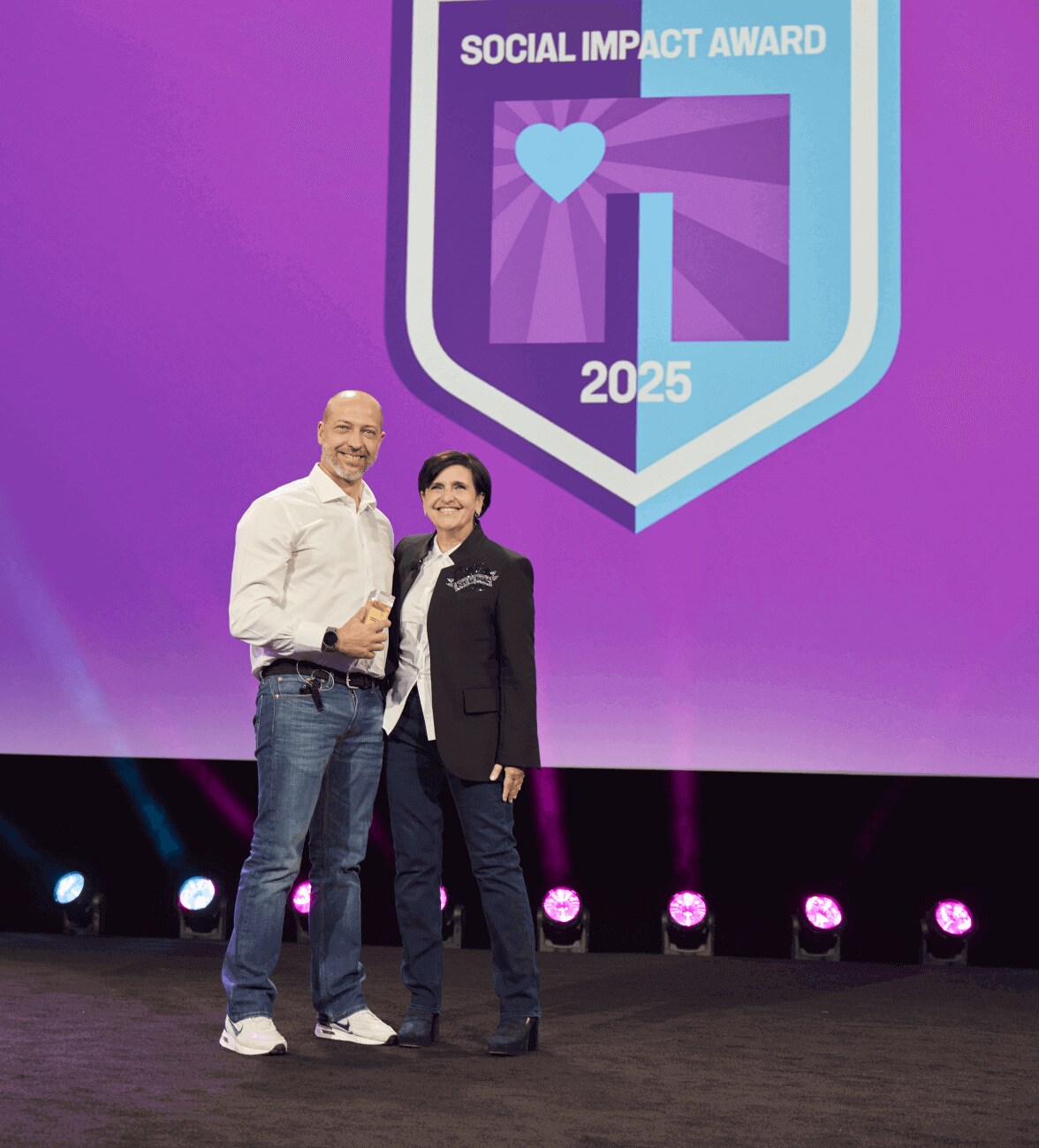 NetApp ganador de los Social Impact Awards 2025 con Gabie Boko