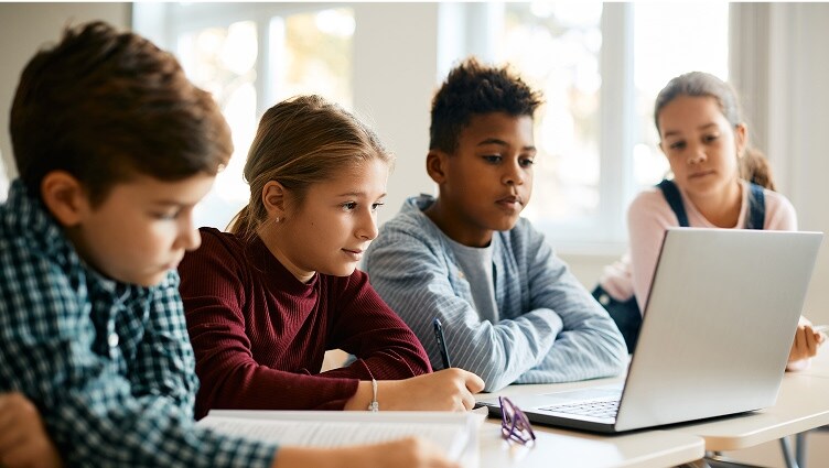 データとAIのリテラシースキルを習得