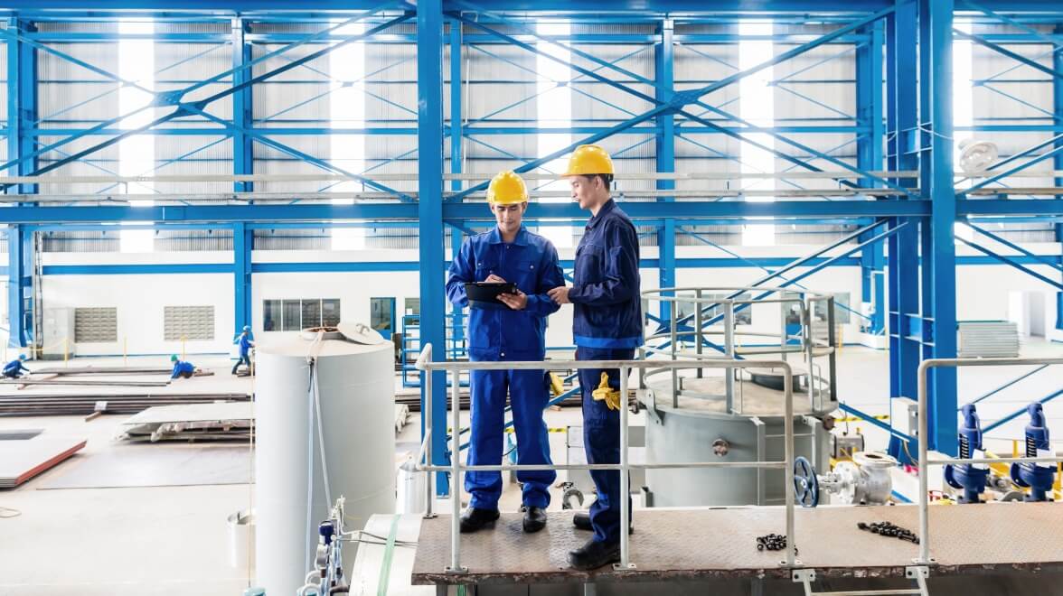 함께 작업하는 사람들