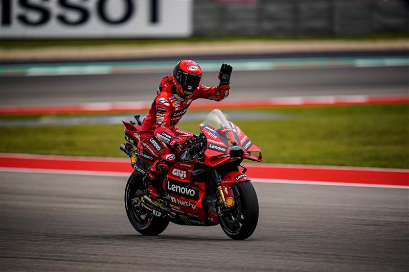 Pure Storage vs. NetApp: Comparison | NetApp