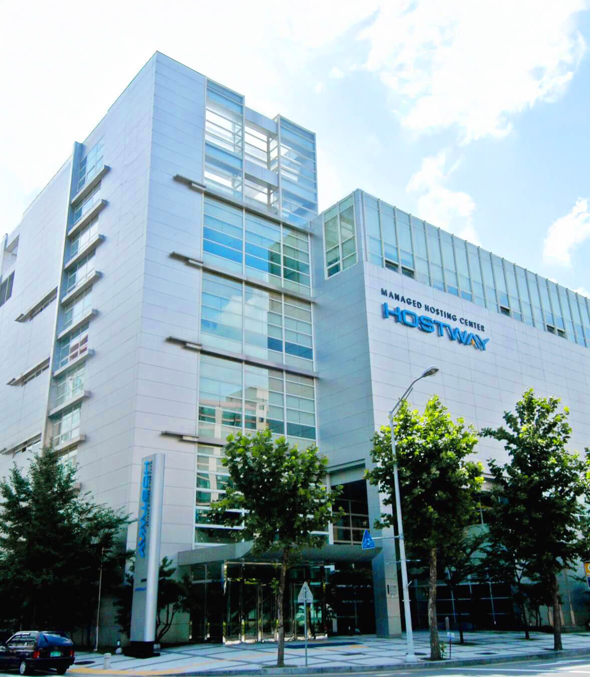 Exterior view of Hostway building in Seoul, Korea
