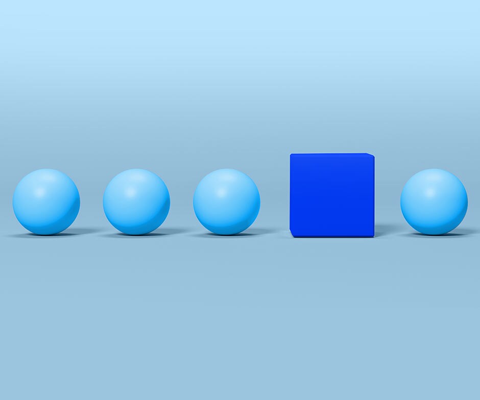 4 spheres and a square in a line